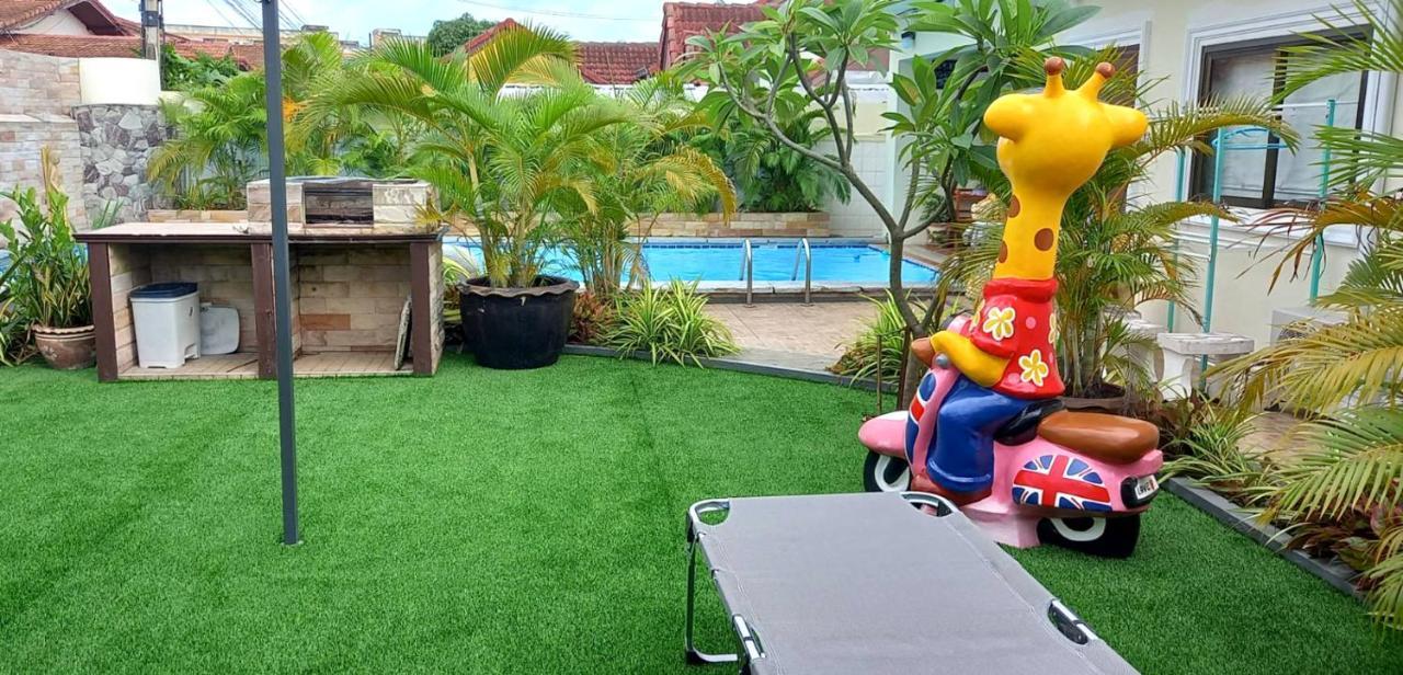 Viewbor Villa - Pattaya Holiday House Walking Street 4 Bedrooms エクステリア 写真
