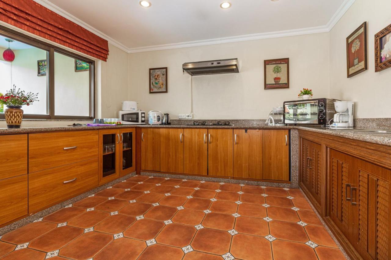 Viewbor Villa - Pattaya Holiday House Walking Street 4 Bedrooms エクステリア 写真