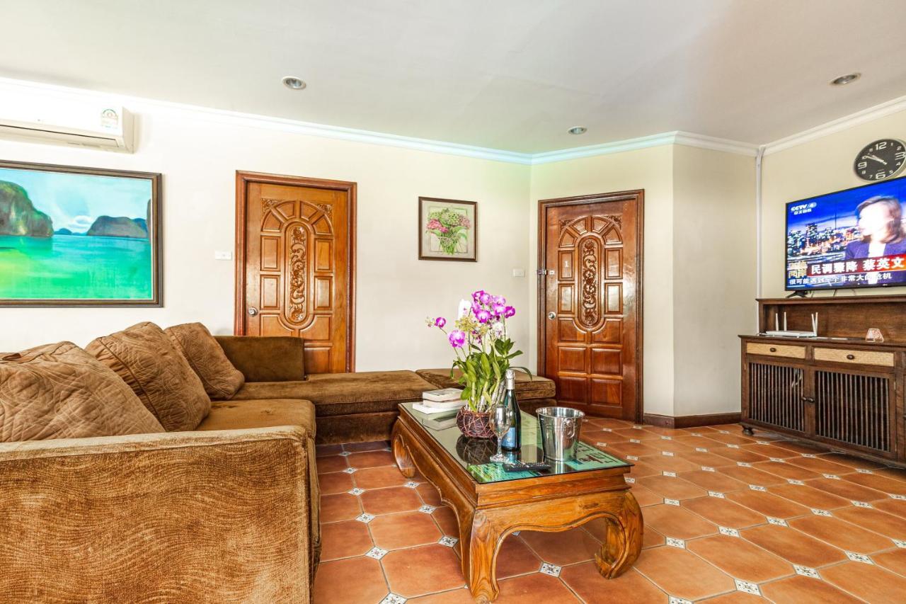 Viewbor Villa - Pattaya Holiday House Walking Street 4 Bedrooms エクステリア 写真