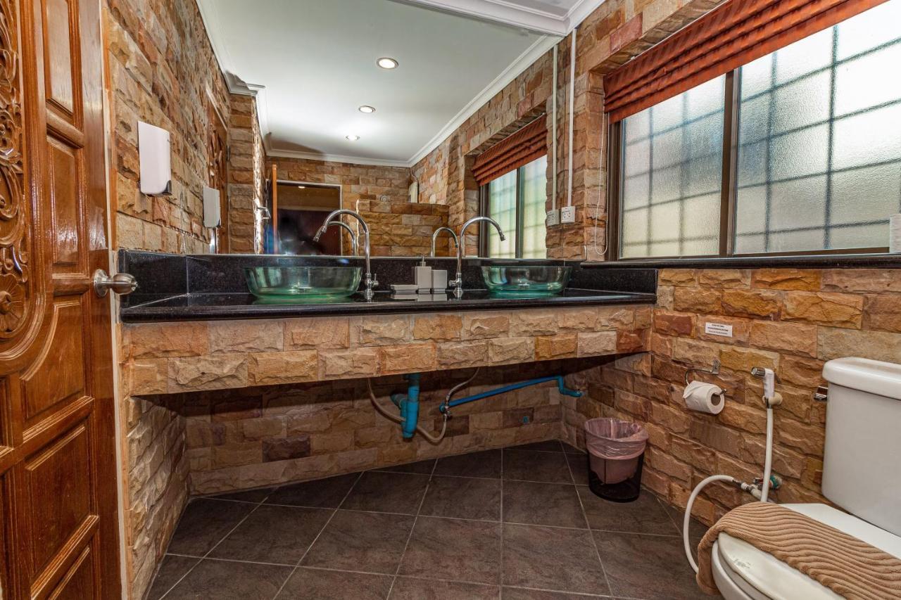 Viewbor Villa - Pattaya Holiday House Walking Street 4 Bedrooms エクステリア 写真