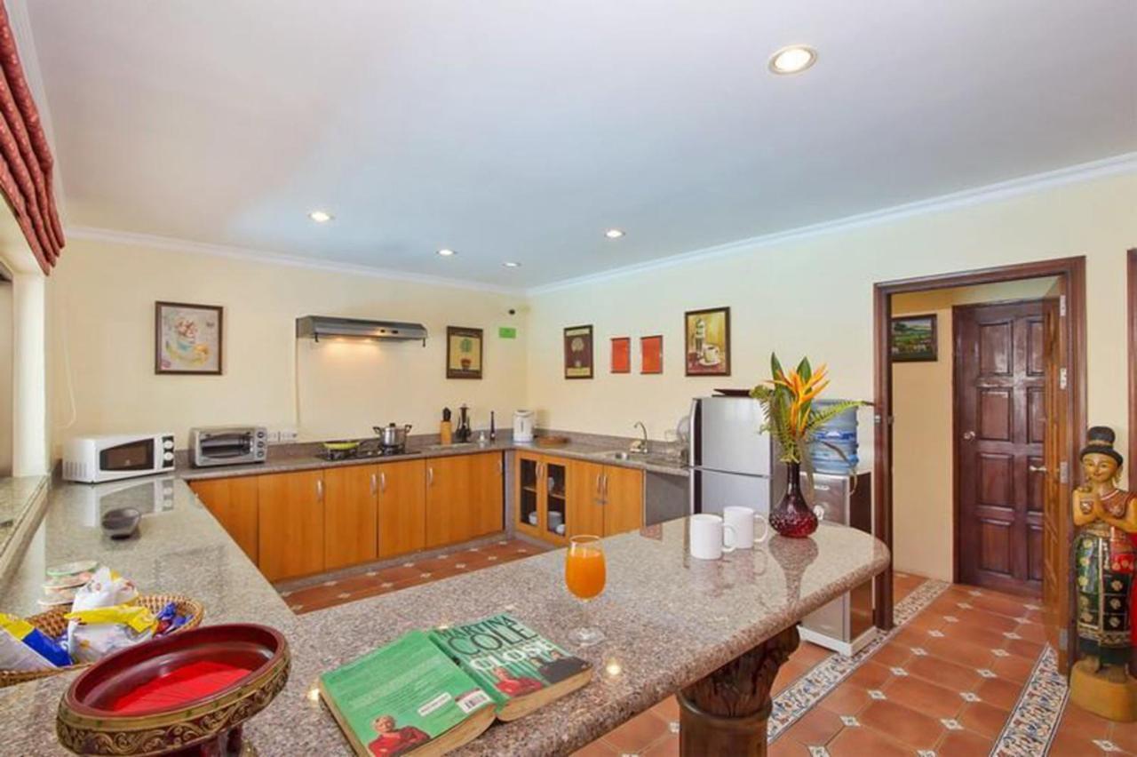 Viewbor Villa - Pattaya Holiday House Walking Street 4 Bedrooms エクステリア 写真